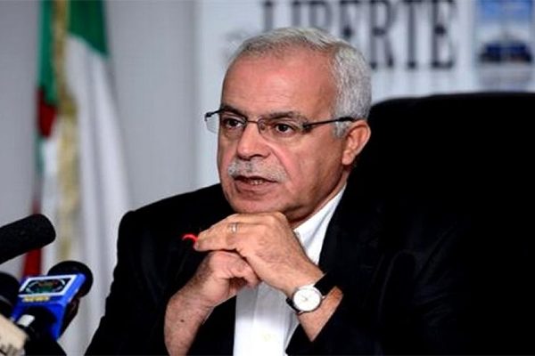 وزير الإتصال يبشّر بغلق المزيد من الجرائد الجزائرية!
